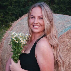 Meet your Posher, Annika